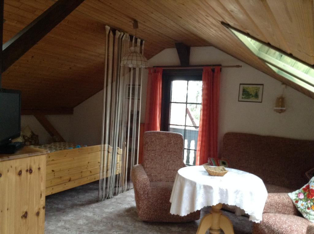 Ferienwohnung Dietlinde Bad Blankenburg Room photo